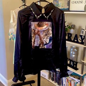 Silk long sleeve black shirt with front photo